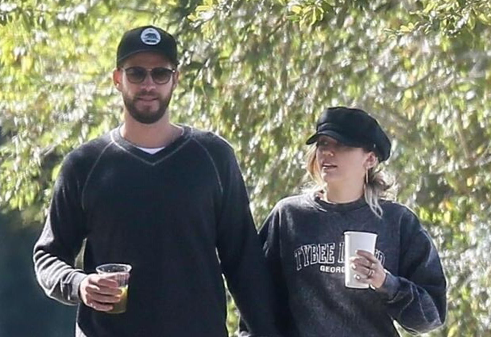 Photo of Miley Cyrus, Liam Hemsworth Kahwin Senyap-Senyap?