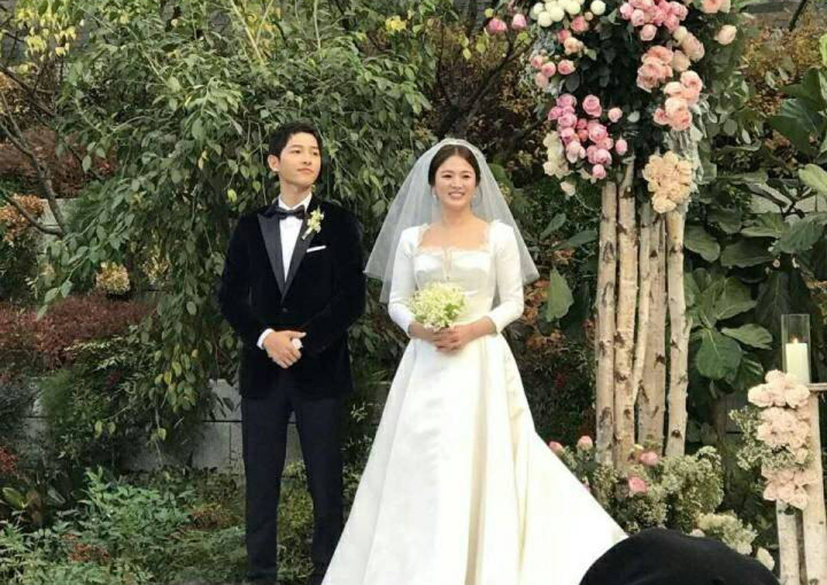 Photo of Joong Ki, Hye Kyo Sah Bergelar Suami Isteri