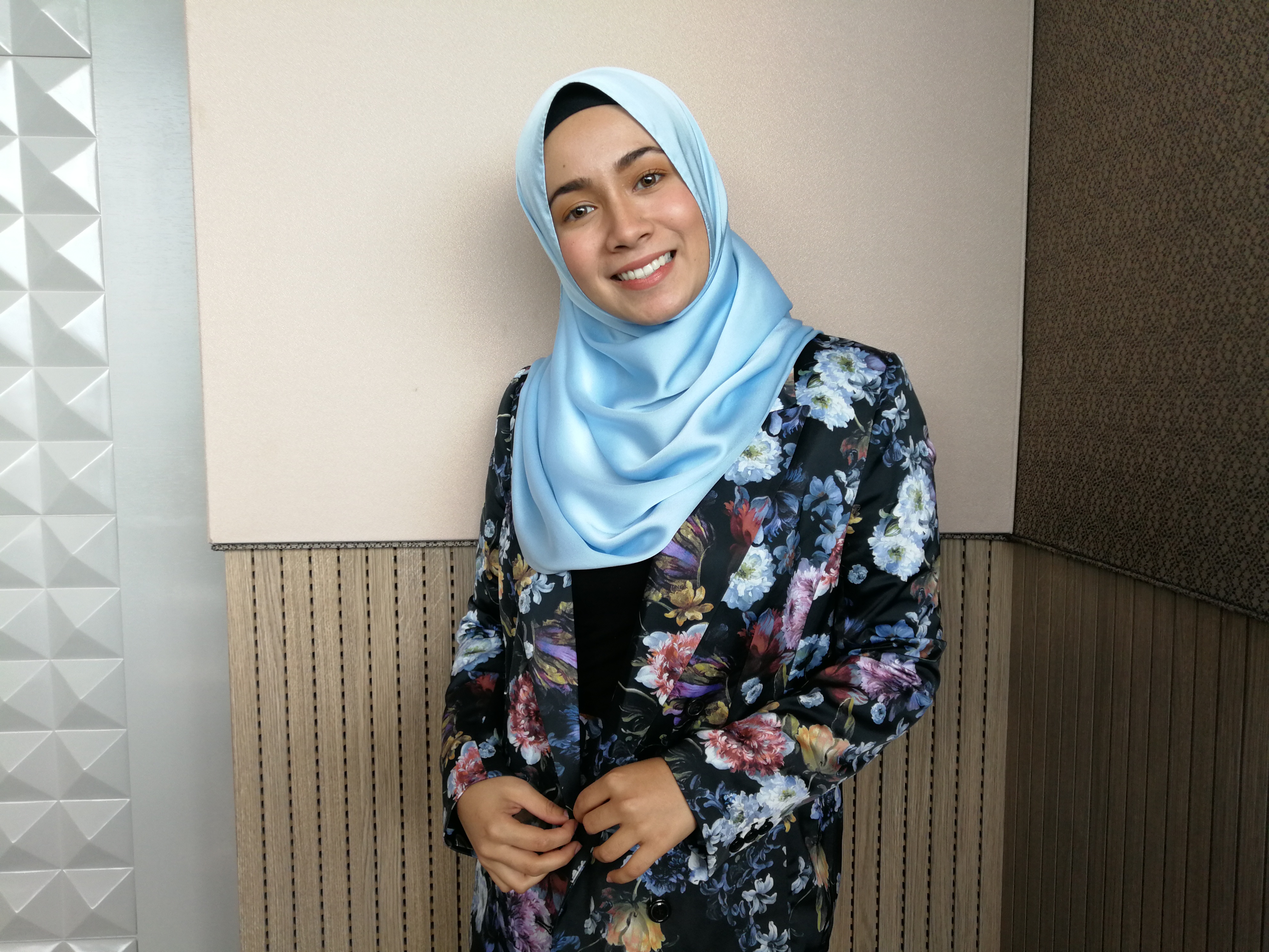 Photo of Amira Othman Gembira Azhar Dah Bertemu Pengganti