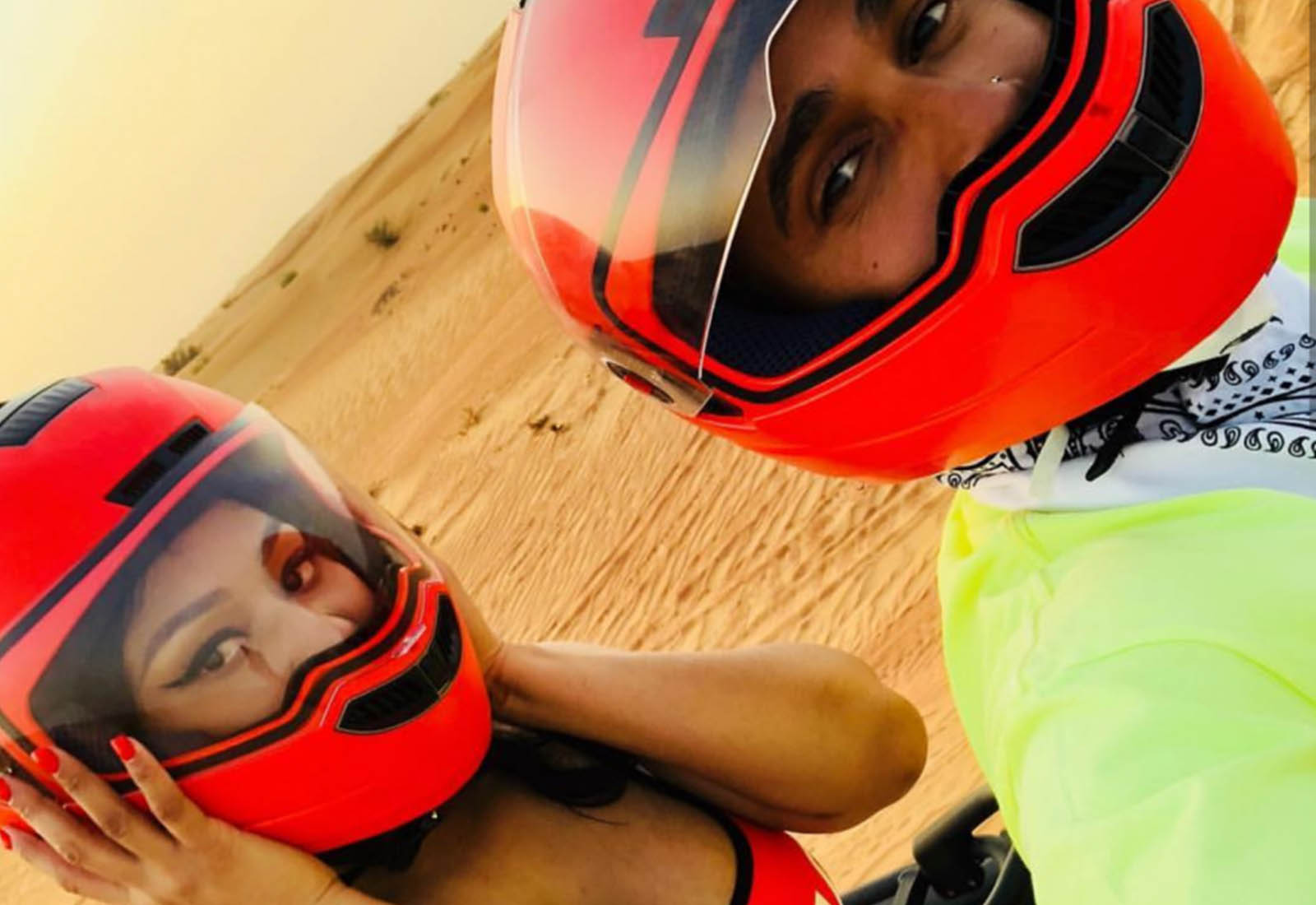 Photo of Bercuti Di Dubai, Lewis Hamilton Kini Kekasih Nicki Minaj?