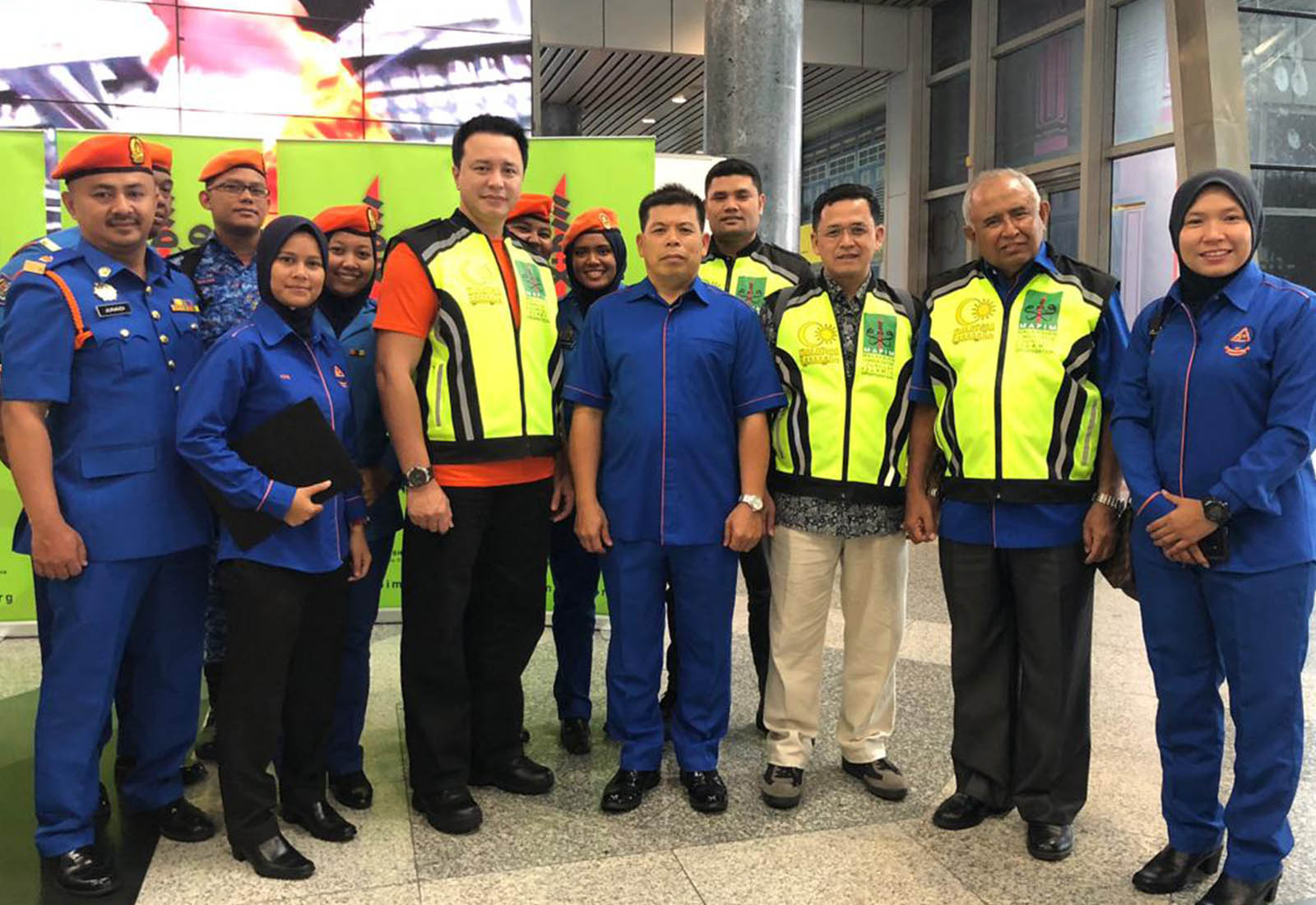 Photo of Eizlan Yusof Terharu Dapat Sertai Misi Bantuan Kemanusiaan Di Palu