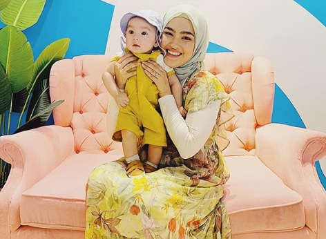 Photo of Elfira Loy Seronok Jaga Anak, Tidak Percaya Pada Pengasuh