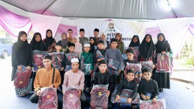 Photo of Yayasan Pekema Rai 100 Pelajar Tahfuz & Golongan Asnaf, Beri Sumbangan Hari Raya & Beg Sekolah